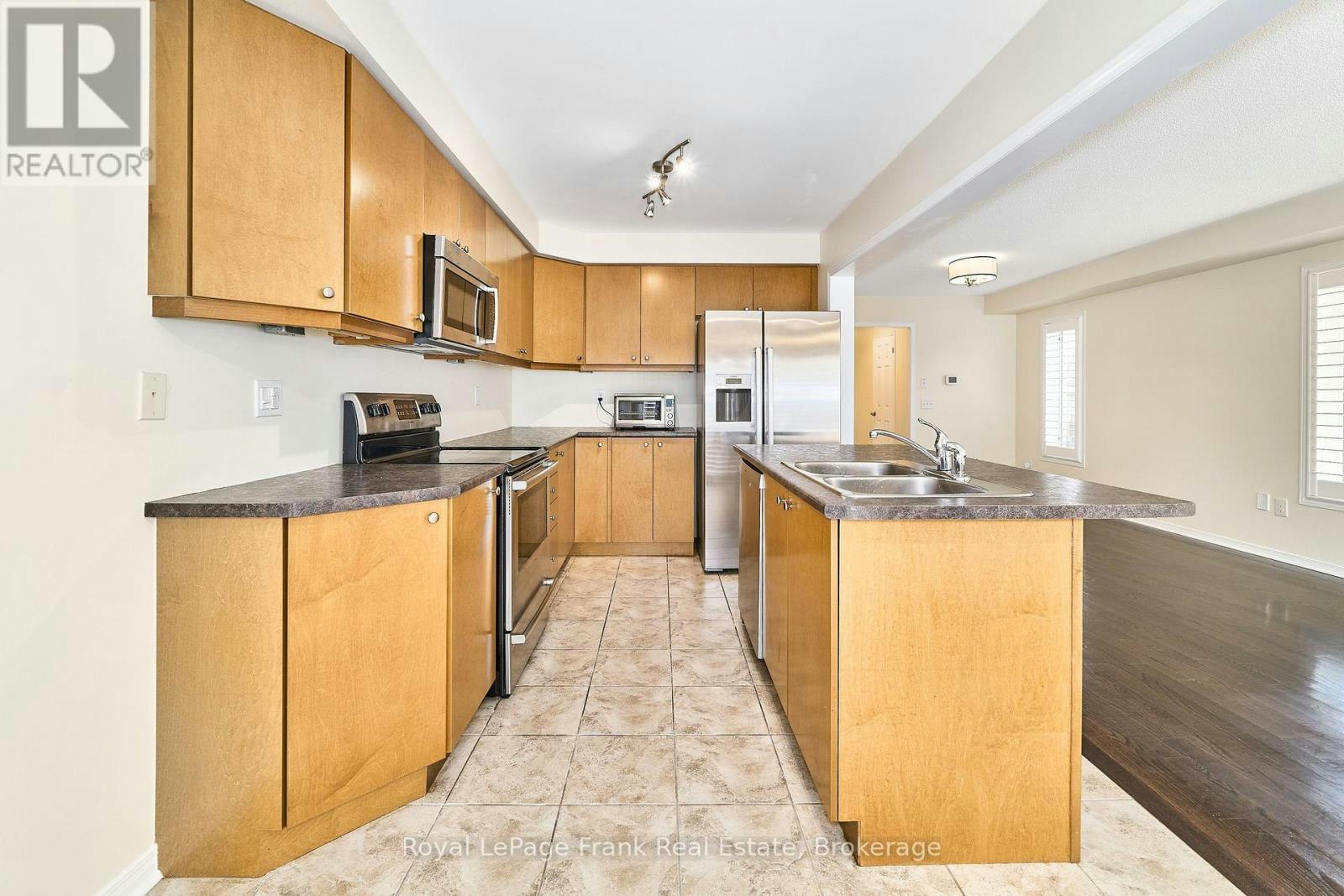 23 Southshore Street, Whitby, ON, L1N 0H5 - 19