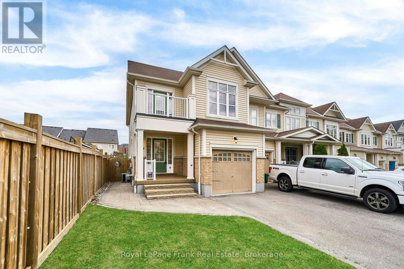 23 Southshore Street, Whitby, ON, L1N 0H5 - 2