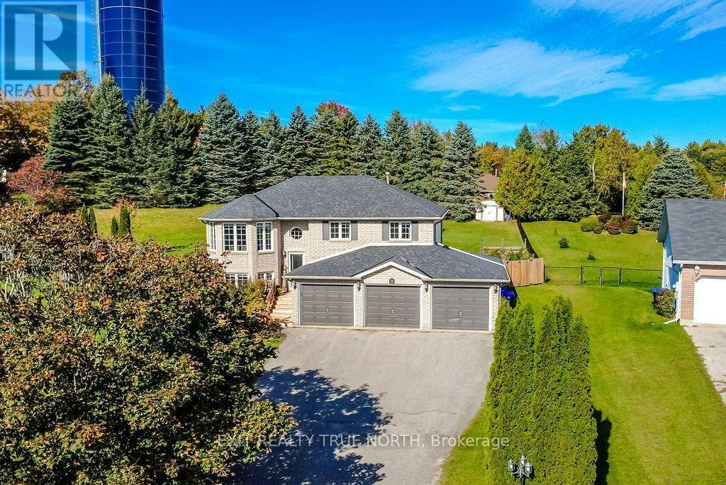 35 Marlow Circle, Springwater, ON, L0L 1V0