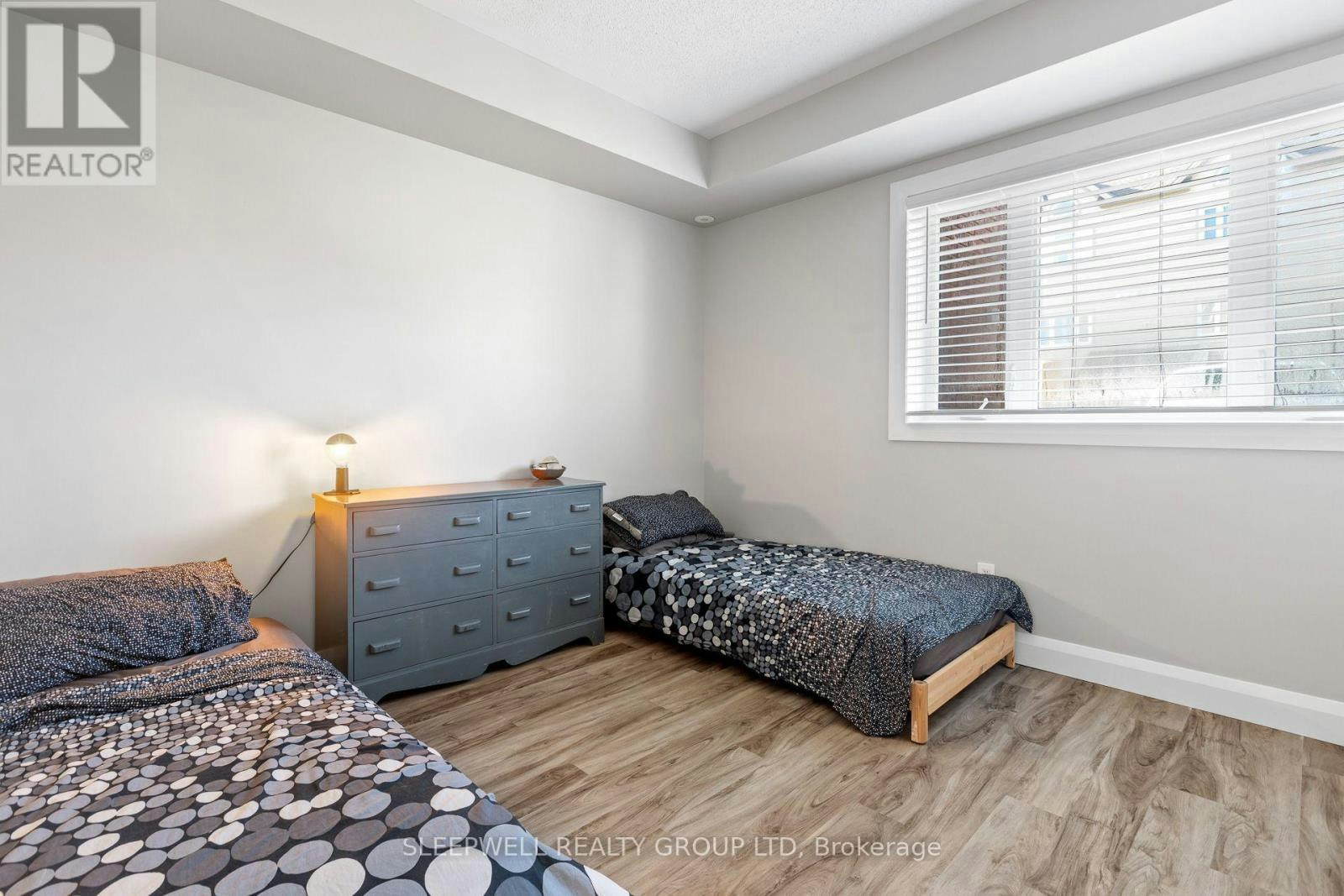 A-163 Crestway Drive, Ottawa, ON, K2G 7C8 - 11