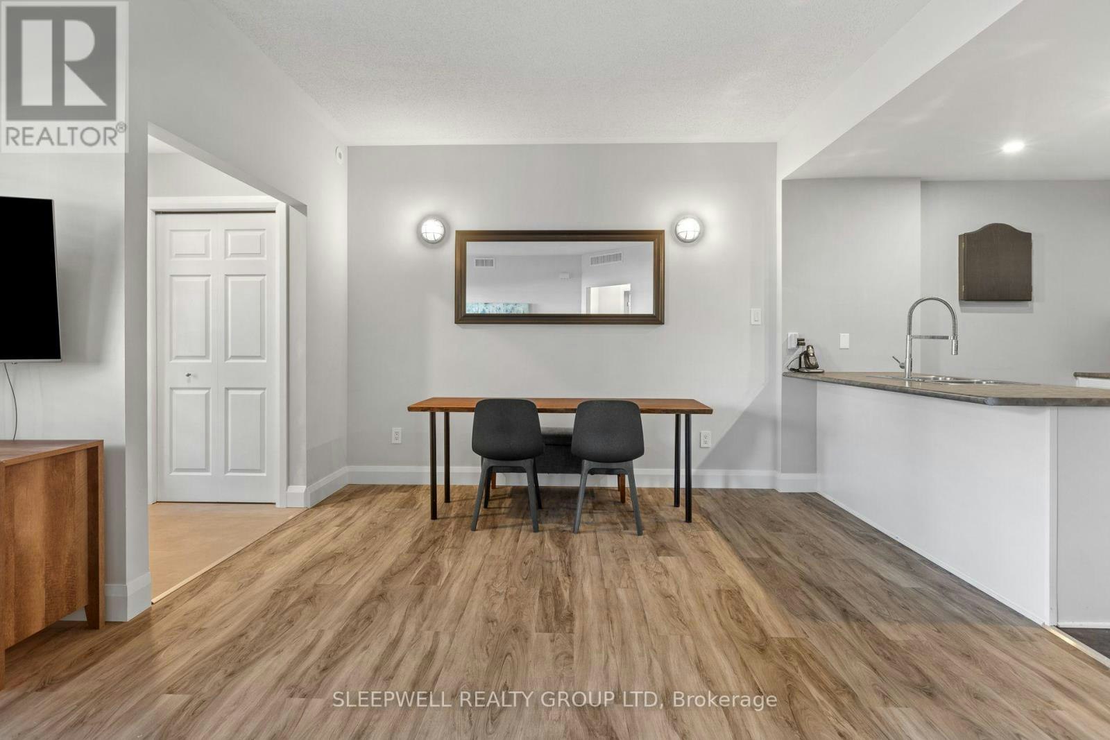 A-163 Crestway Drive, Ottawa, ON, K2G 7C8 - 5