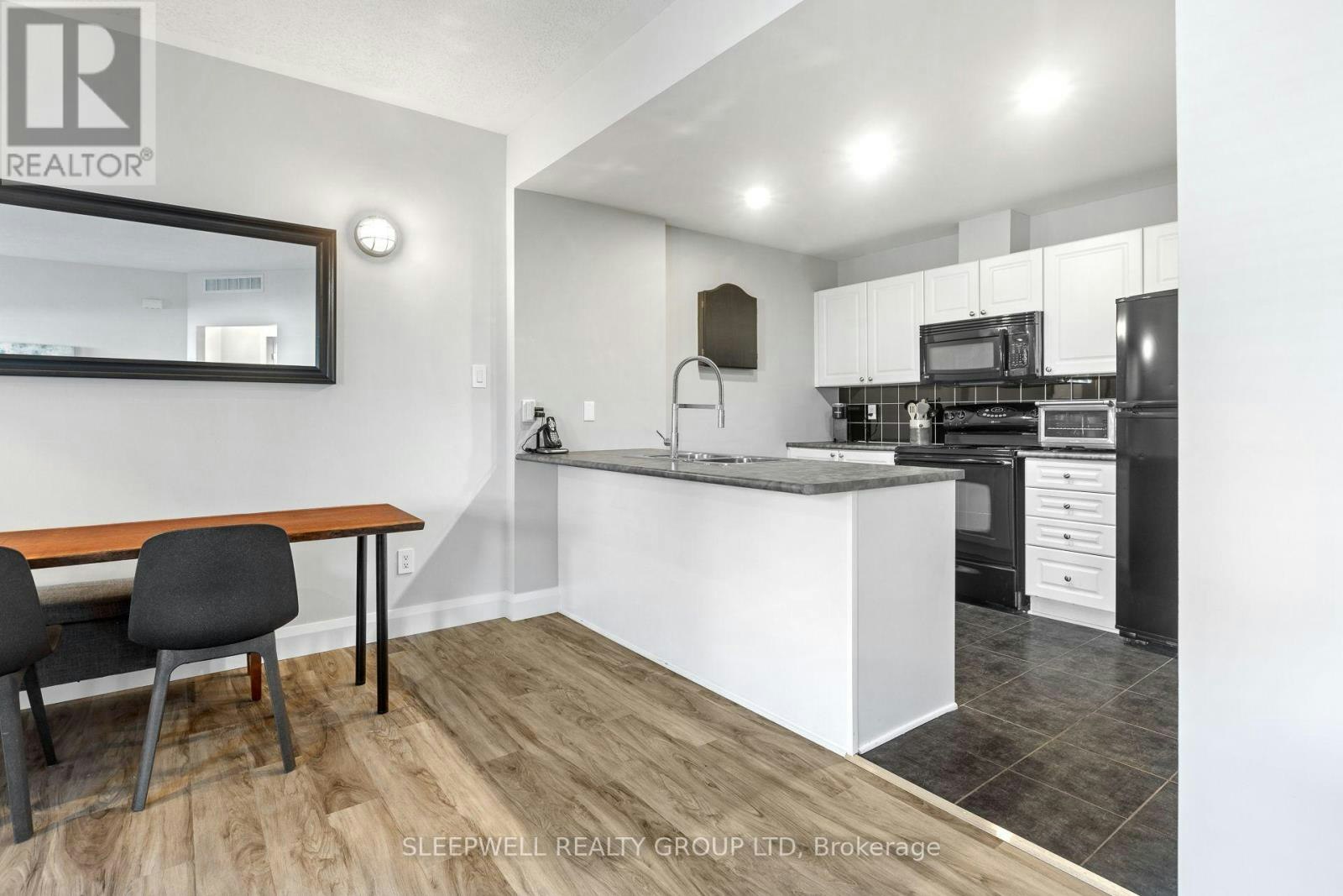 A-163 Crestway Drive, Ottawa, ON, K2G 7C8 - 8