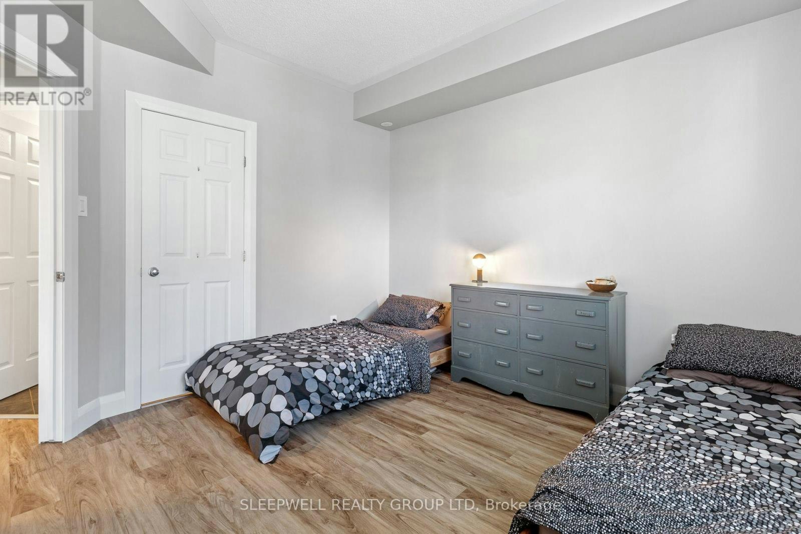 A-163 Crestway Drive, Ottawa, ON, K2G 7C8 - 12