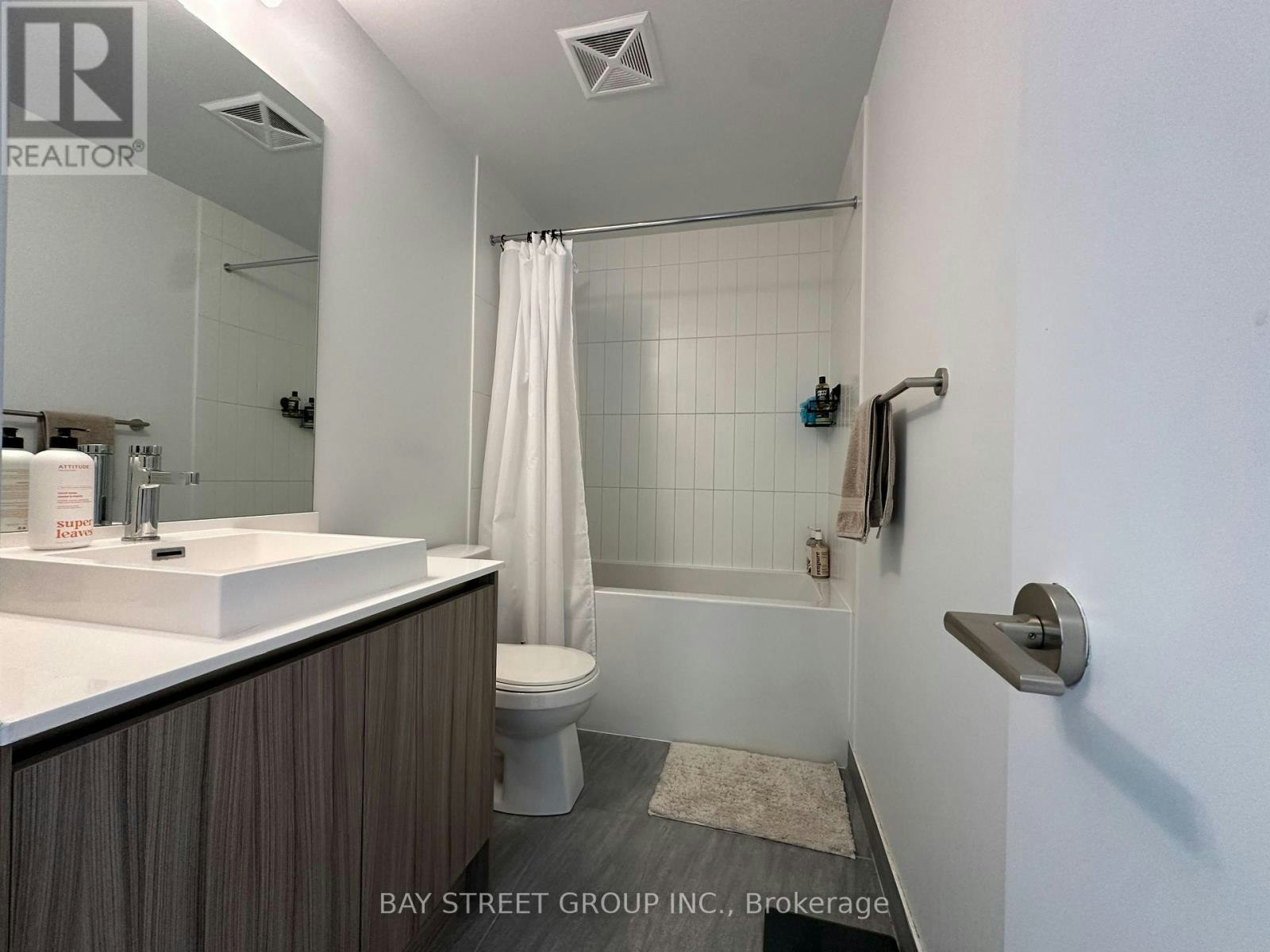 923-251 Manitoba Street, Toronto, ON, M8Y 4G9 - 16