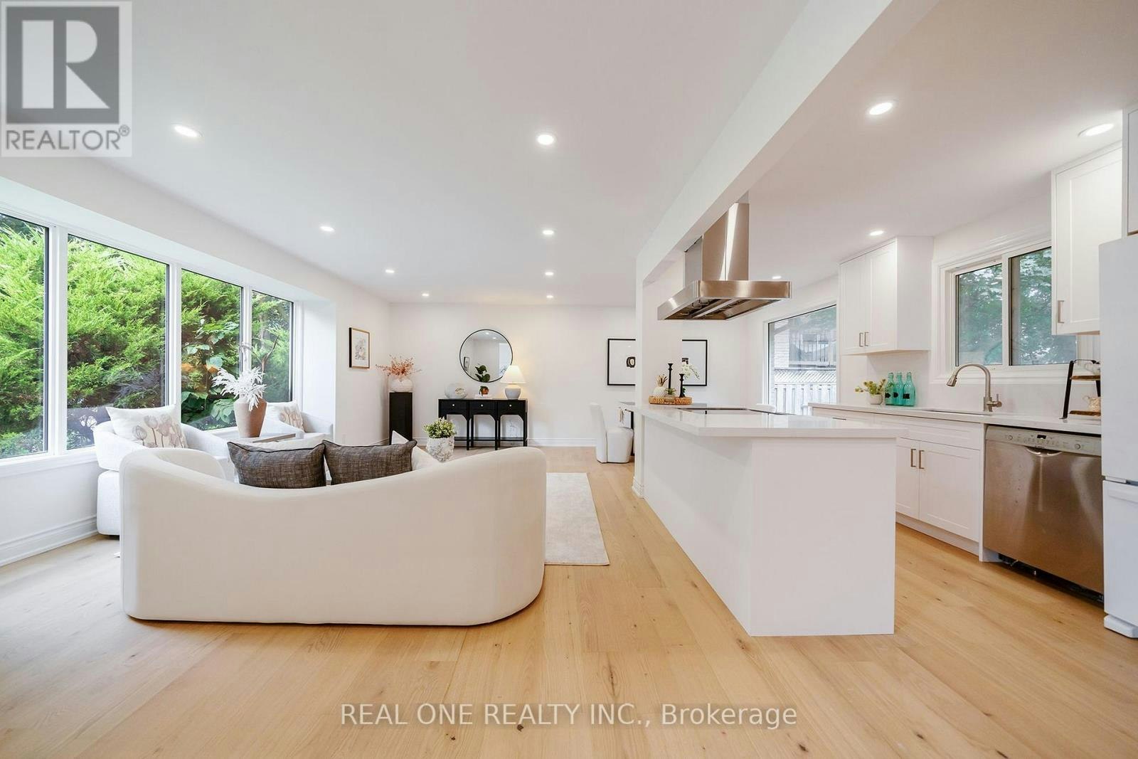 3148 Bentworth Drive, Burlington, ON, L7M 1M2