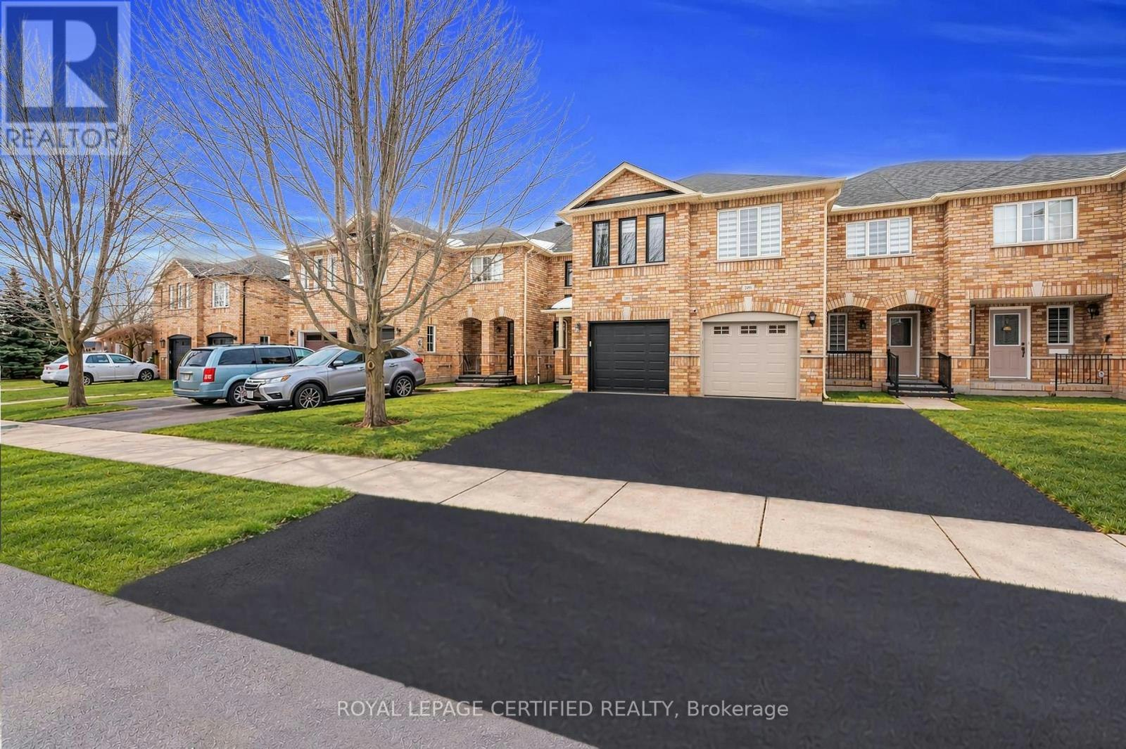 2493 Newcastle Crescent, Oakville, ON, L6M 4P3 - 3