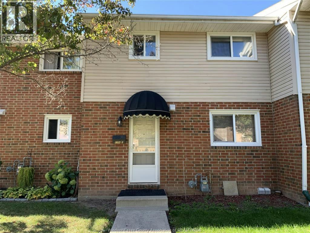 3-9394 Esplanade Drive, Windsor, ON, N8R 2A3