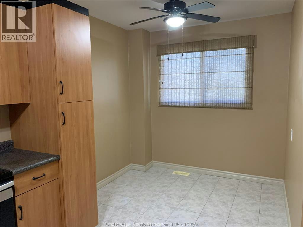 3-9394 Esplanade Drive, Windsor, ON, N8R 2A3 - 3