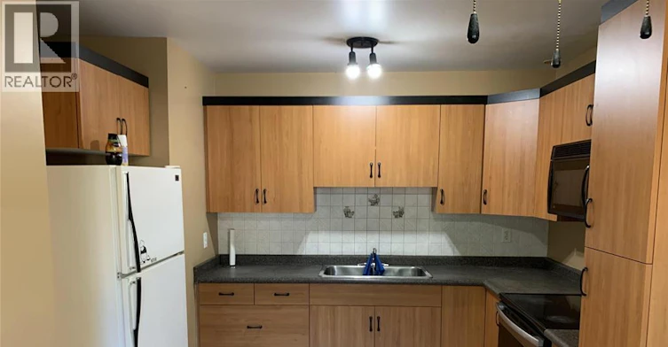 3-9394 Esplanade Drive, Windsor, ON, N8R 2A3 - 2