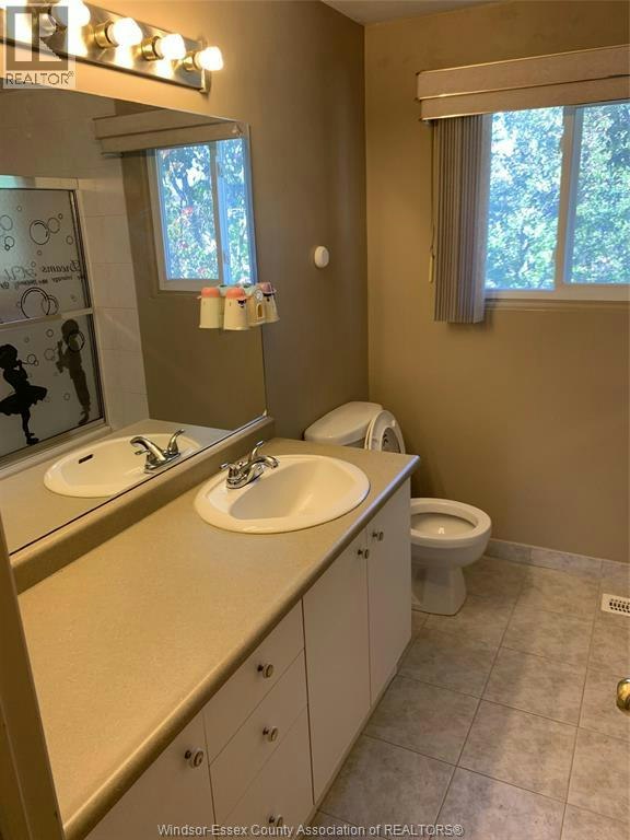 3-9394 Esplanade Drive, Windsor, ON, N8R 2A3 - 14