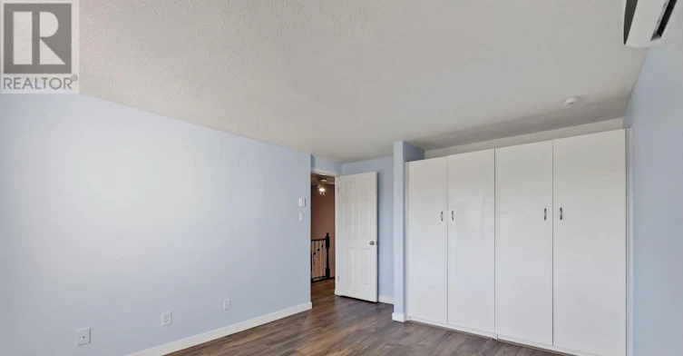 B-29 Woodvale Green Drive, Ottawa, ON, K2G 4H3 - 24