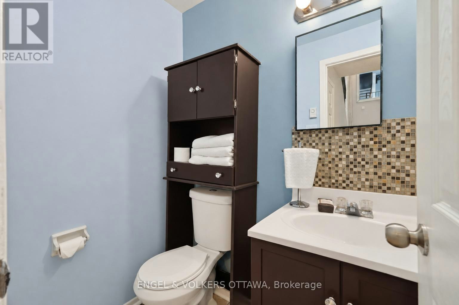 B-29 Woodvale Green Drive, Ottawa, ON, K2G 4H3 - 28
