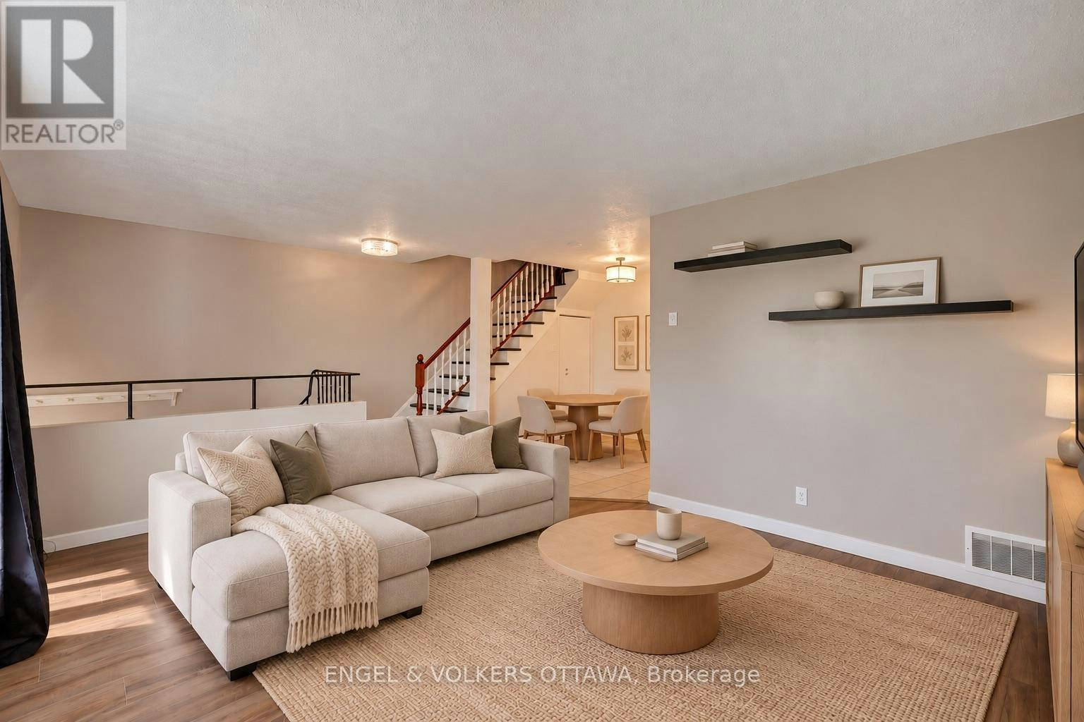 B-29 Woodvale Green Drive, Ottawa, ON, K2G 4H3 - 10