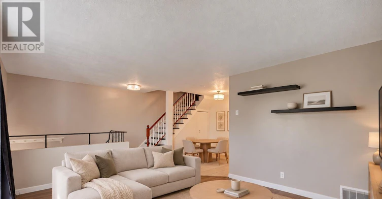 B-29 Woodvale Green Drive, Ottawa, ON, K2G 4H3 - 10