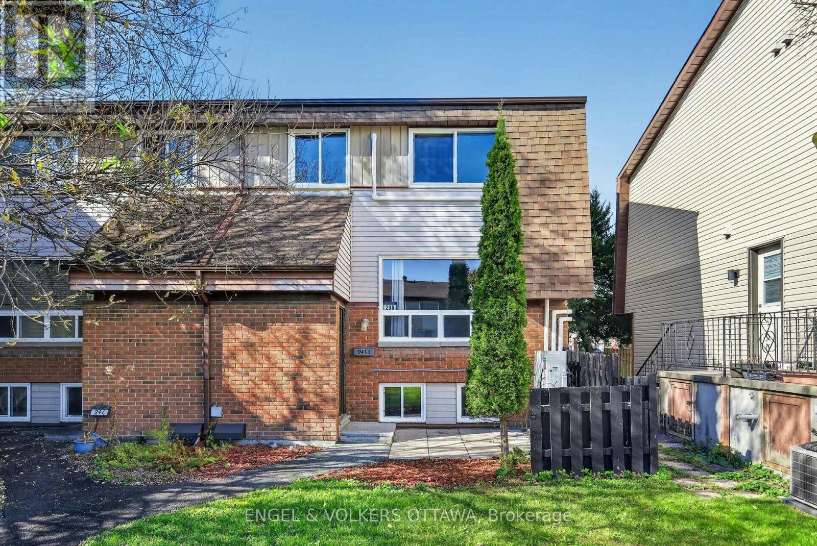 B-29 Woodvale Green Drive, Ottawa, ON, K2G 4H3