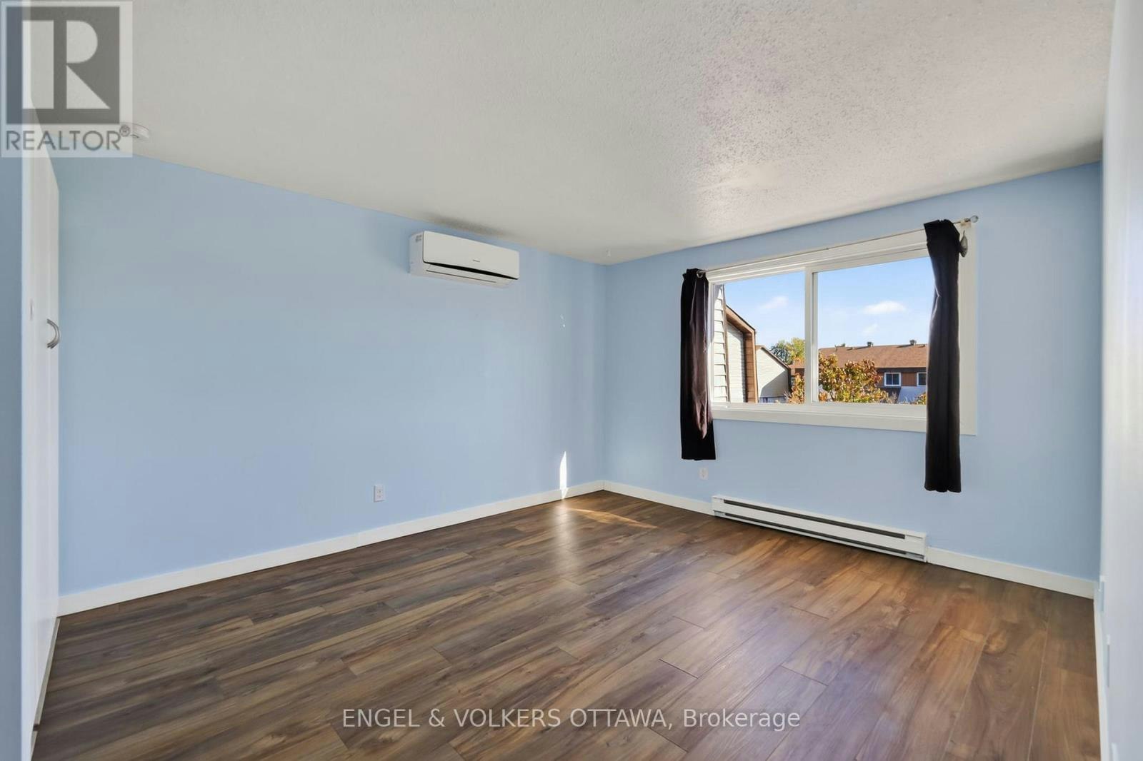 B-29 Woodvale Green Drive, Ottawa, ON, K2G 4H3 - 22