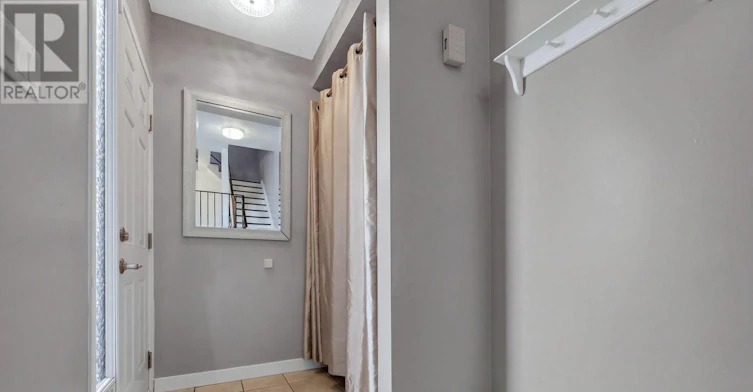 B-29 Woodvale Green Drive, Ottawa, ON, K2G 4H3 - 4