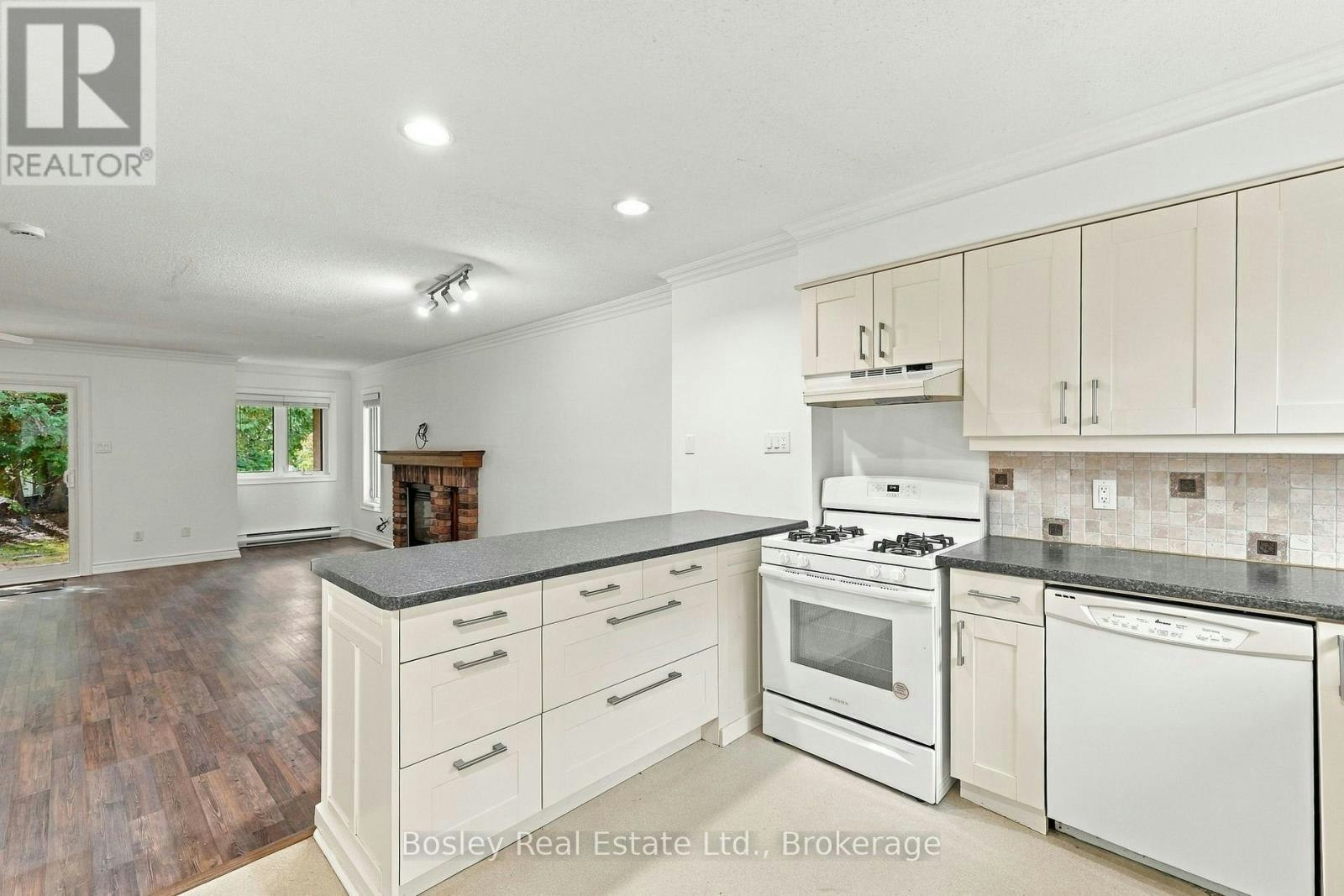 552 Oxbow Crescent, Collingwood, ON, L9Y 5B4 - 7