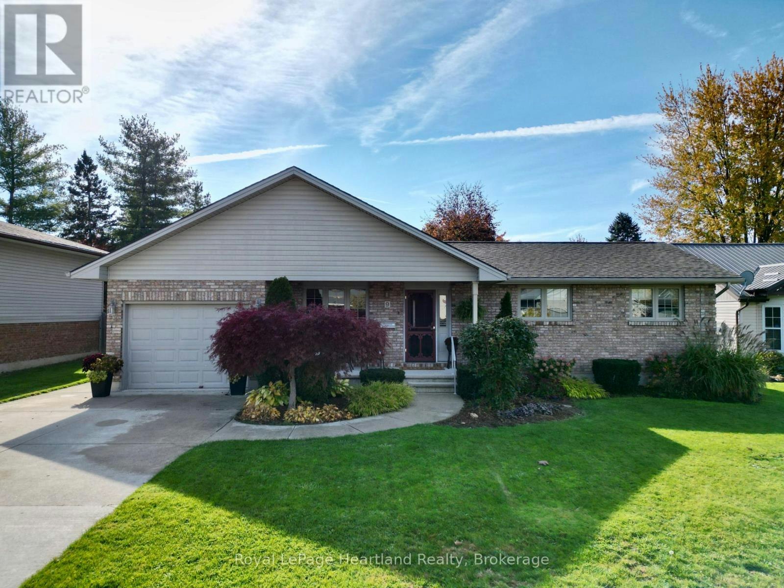 9 Sherwood Crescent, Exeter, ON, N0M 1S1