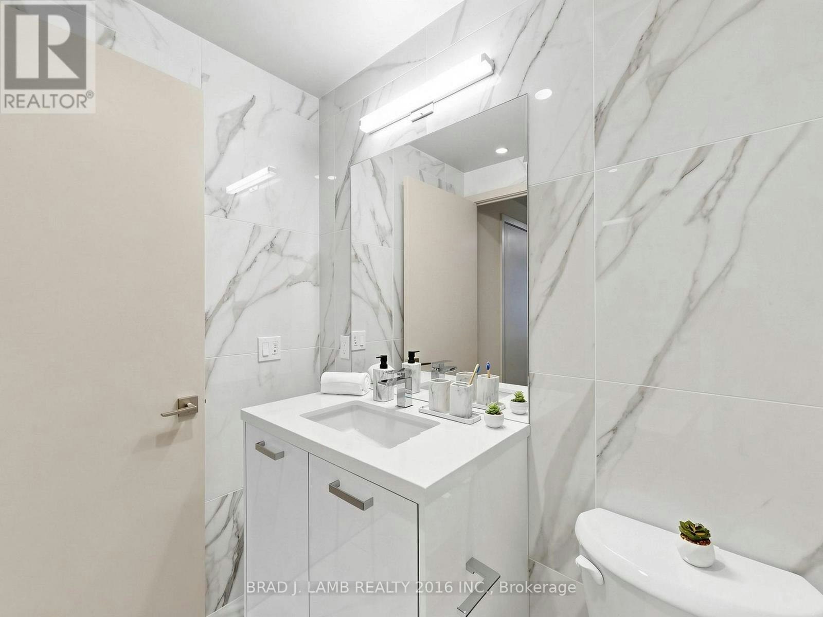 305-284 King Street E, Toronto, ON, M5A 1K4 - 25