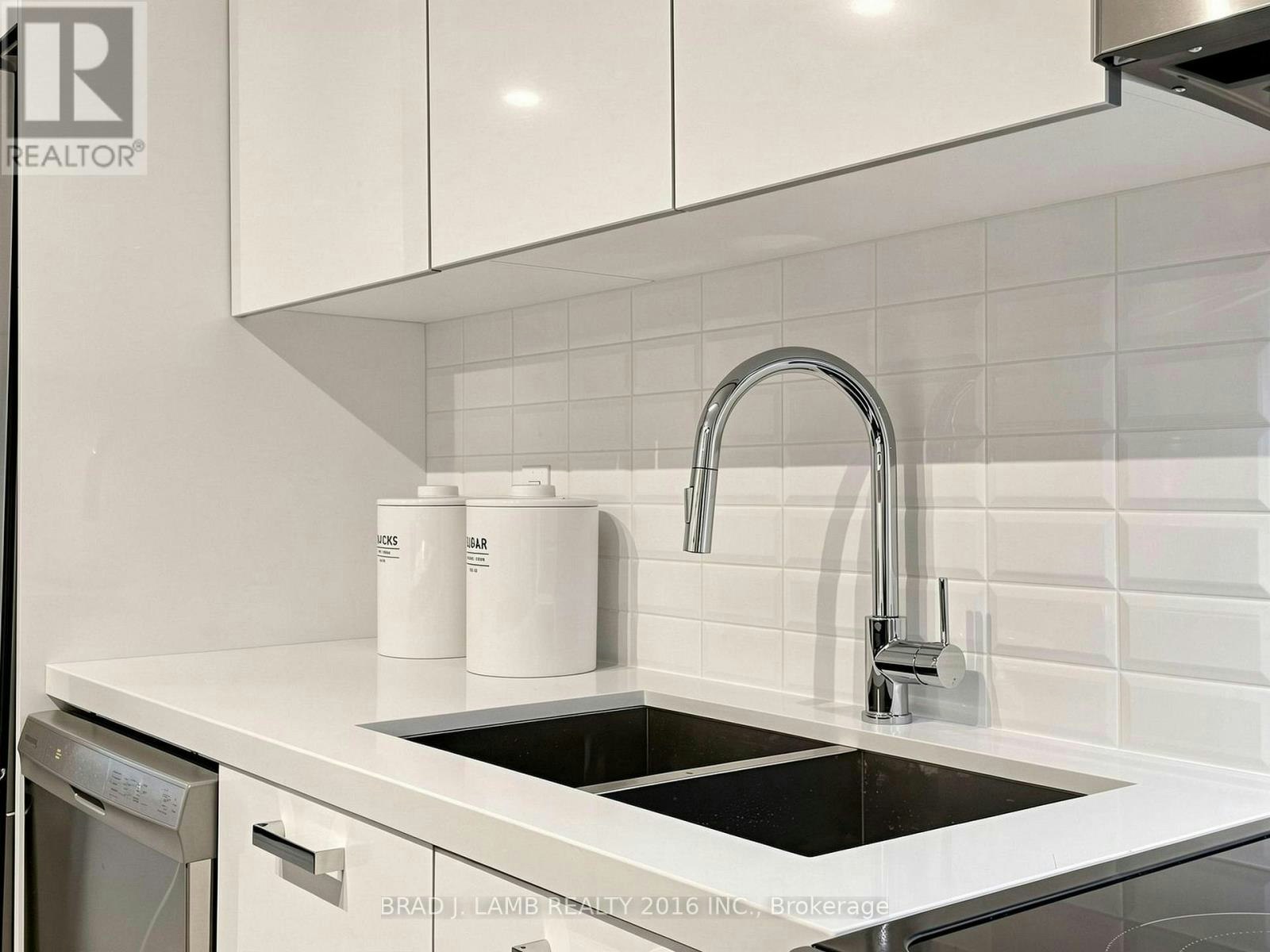 405-284 King Street E, Toronto, ON, M5A 1K4 - 16