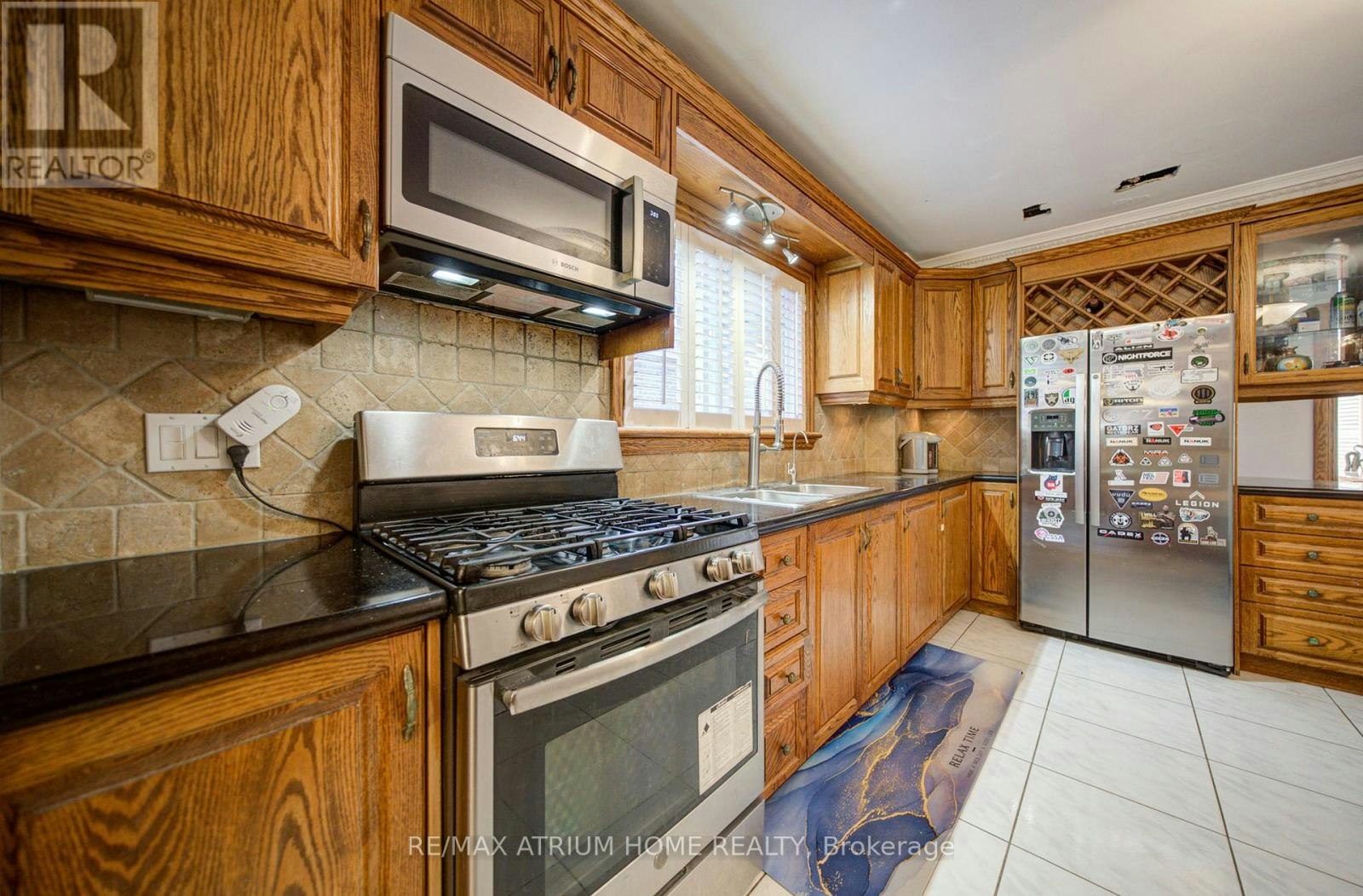 8 Patrick Boulevard, Toronto, ON, M2J 3K8 - 6