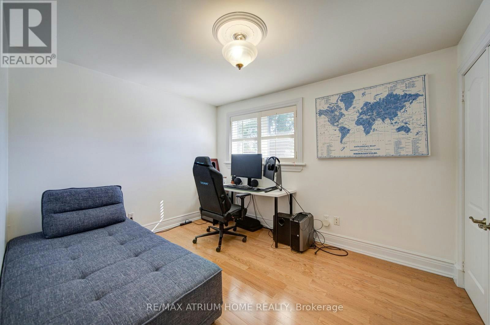 8 Patrick Boulevard, Toronto, ON, M2J 3K8 - 24