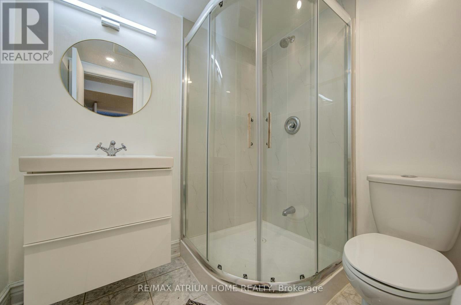 8 Patrick Boulevard, Toronto, ON, M2J 3K8 - 26
