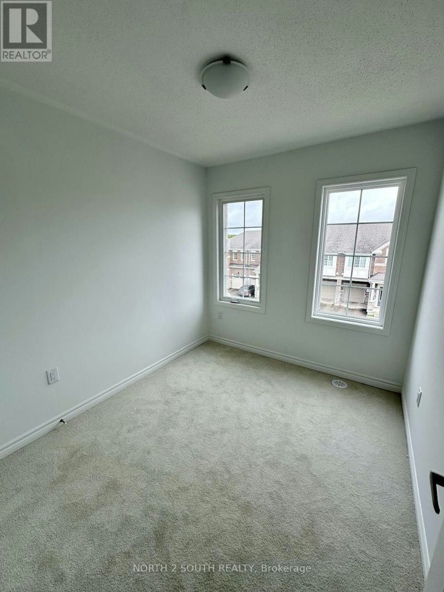 126 Ennerdale Street, Barrie, ON, L9J 1A5 - 12