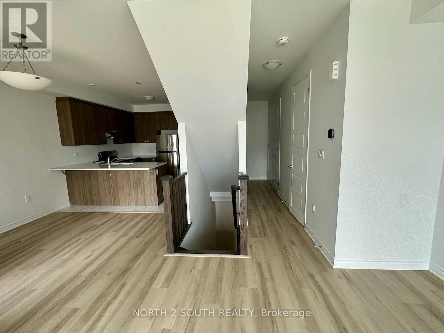 126 Ennerdale Street, Barrie, ON, L9J 1A5 - 6