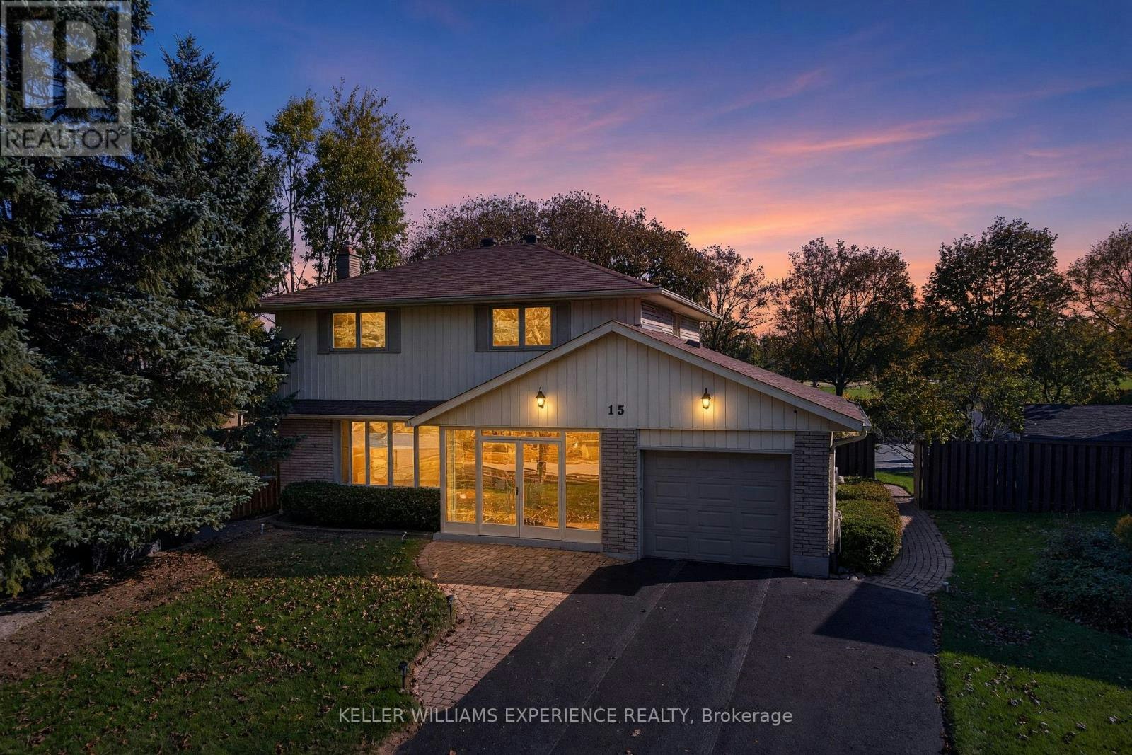 15 Woodcrest Road, Barrie, ON, L4N 2V4