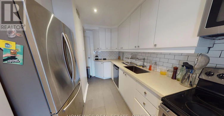 201-145 Lansdowne Avenue, Toronto, ON, M6K 2W1 - 2
