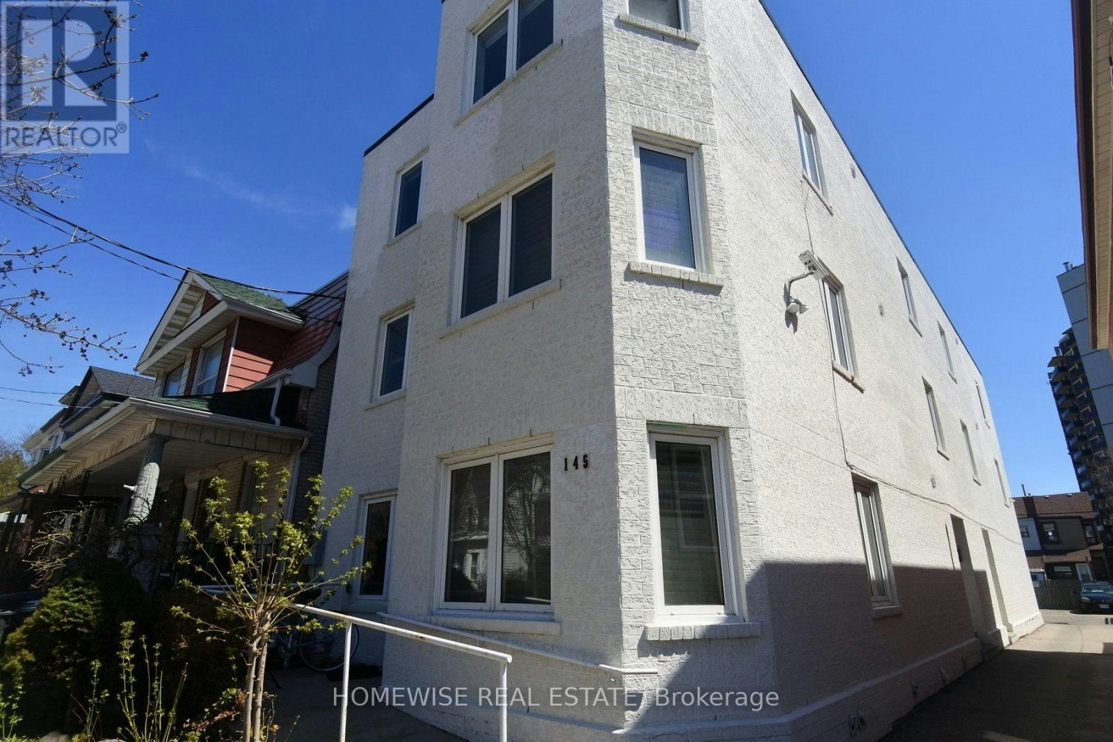 201-145 Lansdowne Avenue, Toronto, ON, M6K 2W1