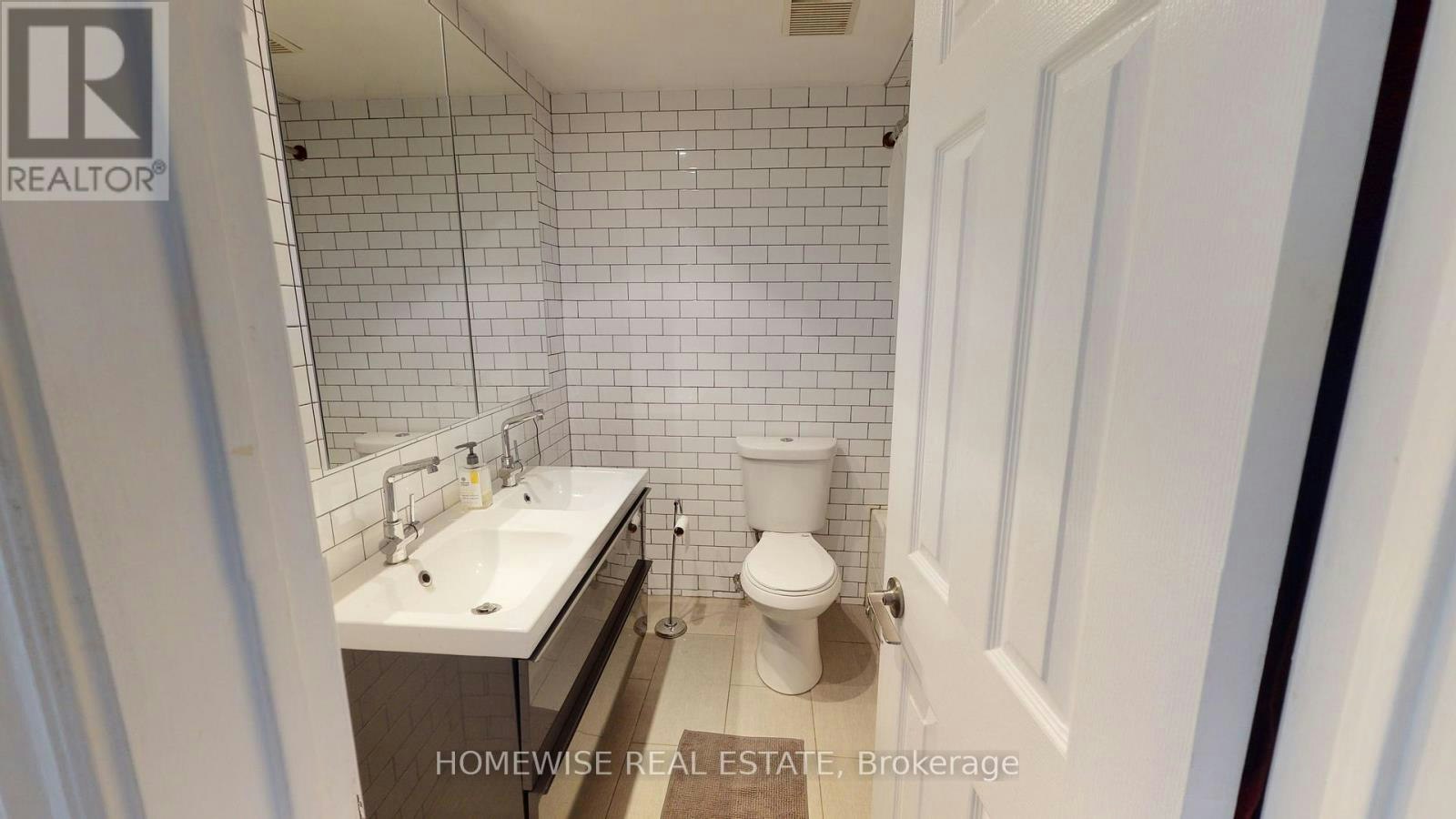 201-145 Lansdowne Avenue, Toronto, ON, M6K 2W1 - 7