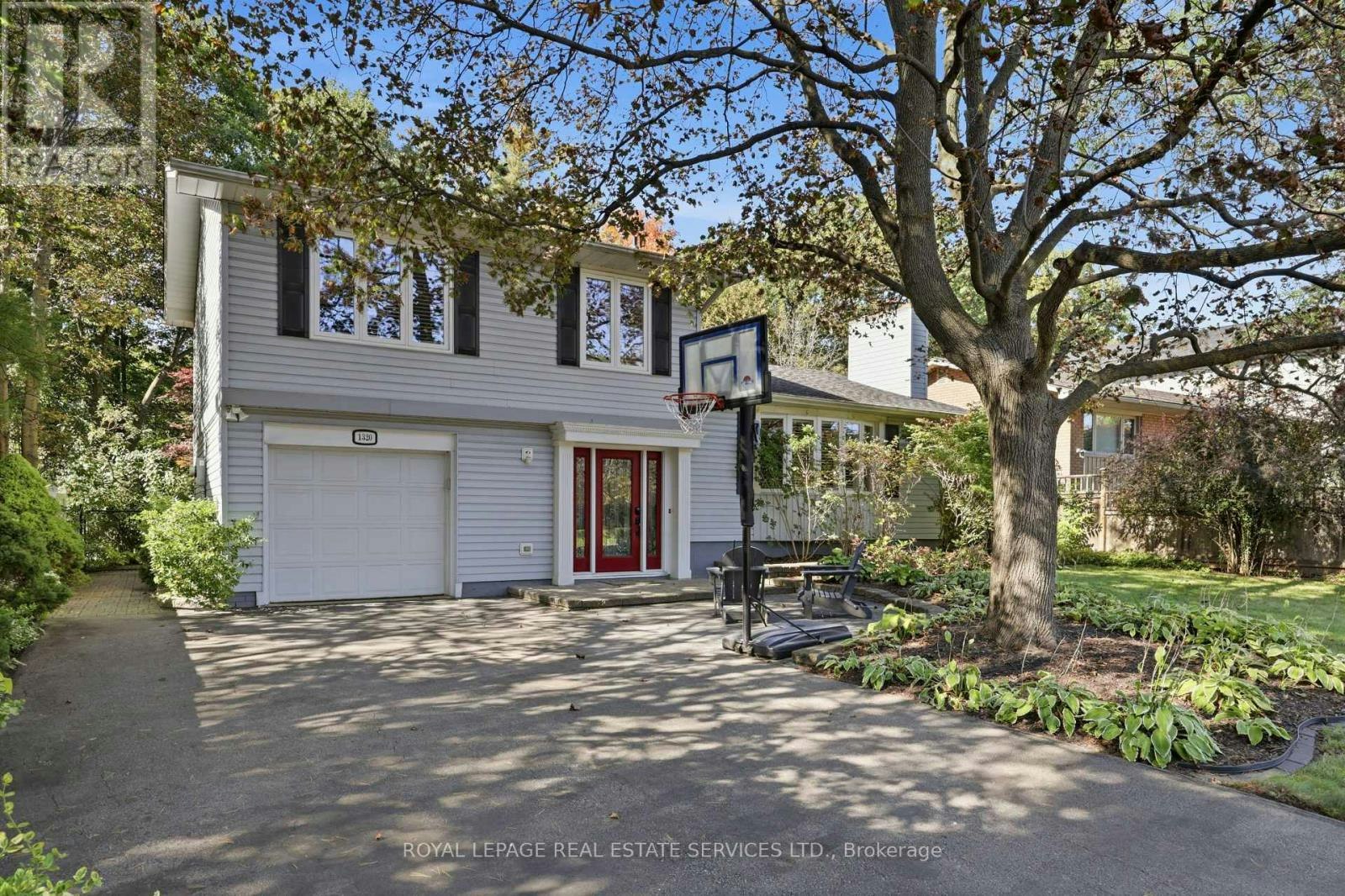 1320 Hillview Crescent, Oakville, ON, L6H 2C7