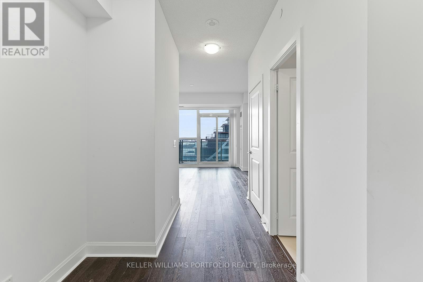 1011-33 Shore Breeze Drive, Toronto, ON, M8V 0G1 - 2