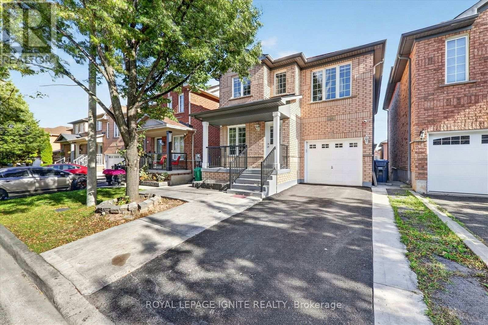 26 Roxton Crescent, Brampton, ON, L7A 2E7