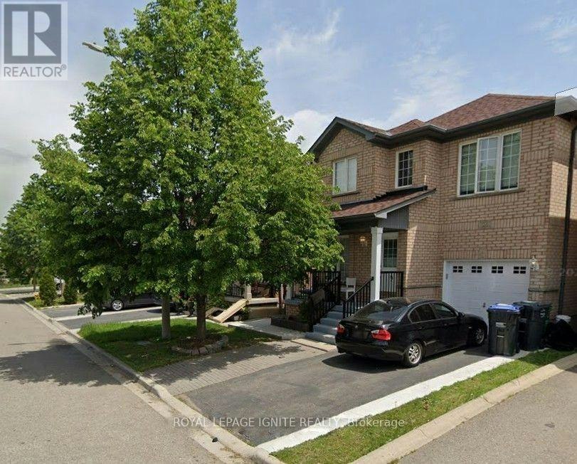 26 Roxton Crescent, Brampton, ON, L7A 2E7