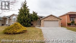 1734 Rankin, Windsor, ON, N9B 3W3