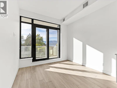 407-3699 Capozzi Road - 4
