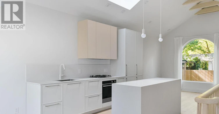 LANEWAY SUITE-46 Fuller Avenue, Toronto, ON, M6R 2C3 - 4