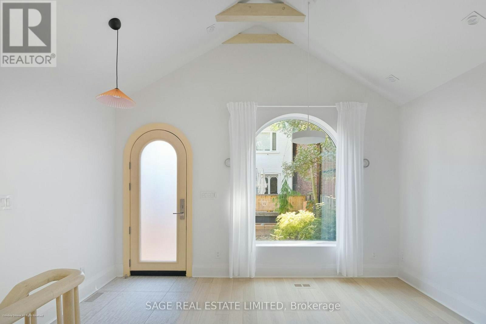 LANEWAY SUITE-46 Fuller Avenue, Toronto, ON, M6R 2C3 - 2