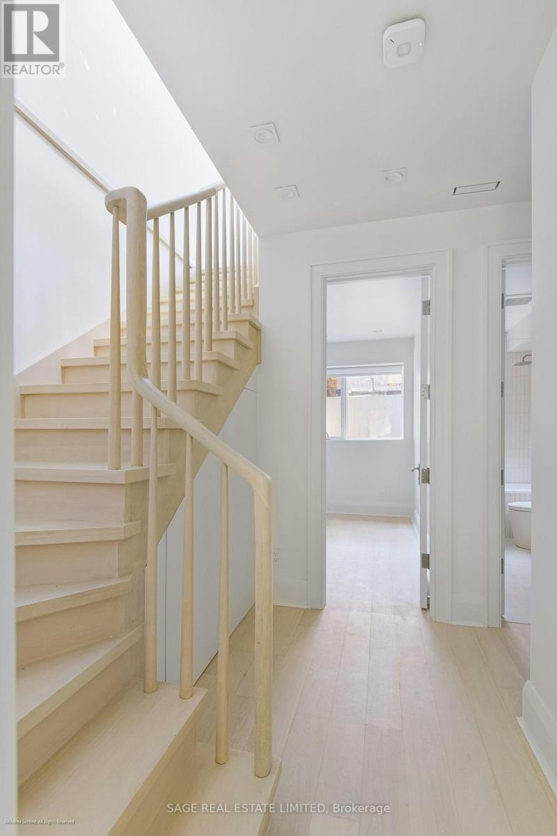 LANEWAY SUITE-46 Fuller Avenue, Toronto, ON, M6R 2C3 - 16
