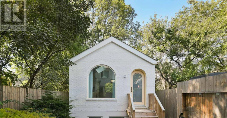 LANEWAY SUITE-46 Fuller Avenue, Toronto, ON, M6R 2C3