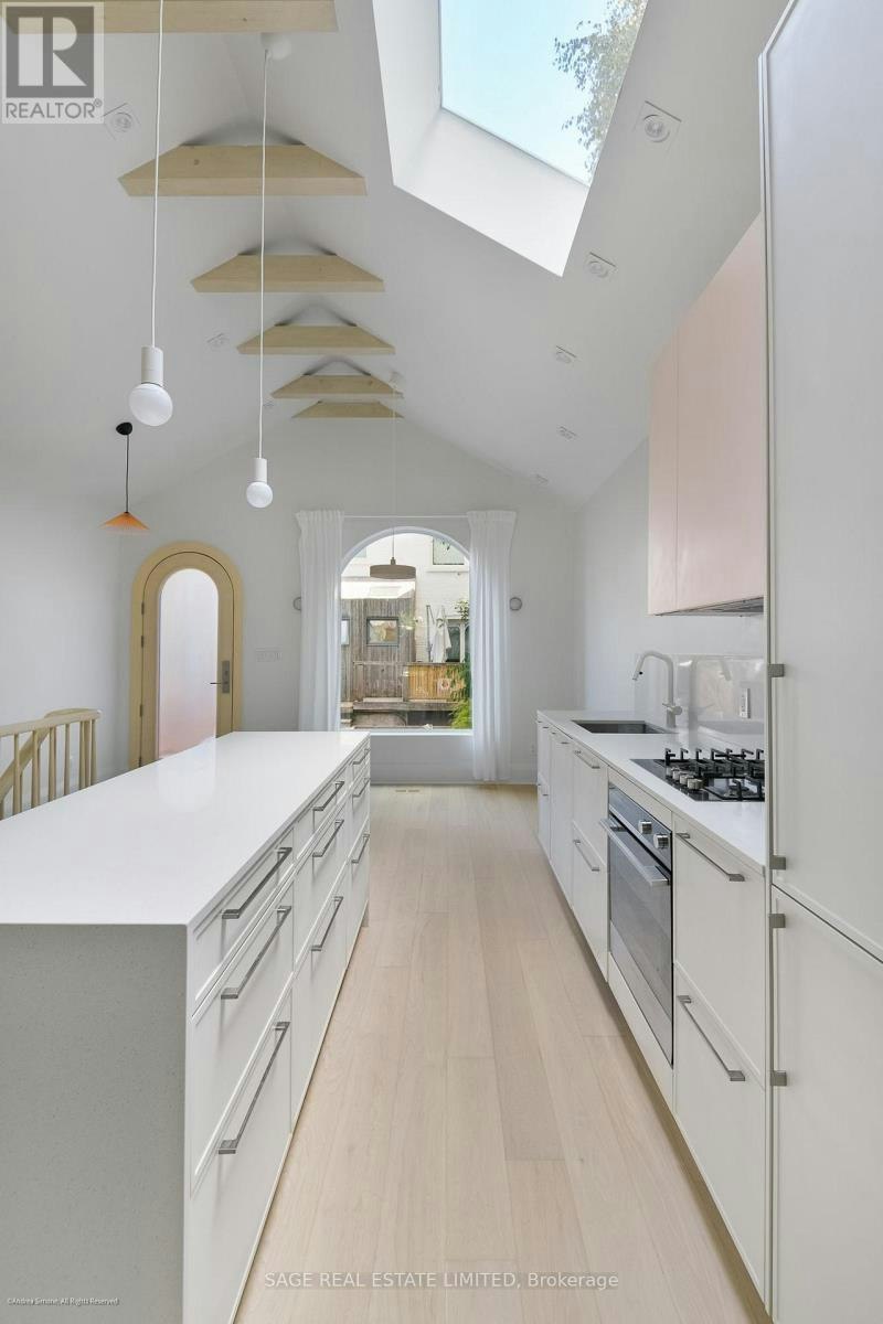 LANEWAY SUITE-46 Fuller Avenue, Toronto, ON, M6R 2C3 - 10