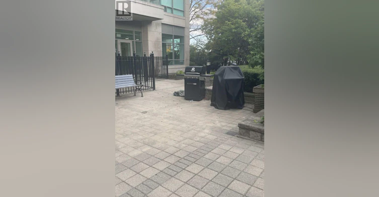 2108-3504 Hurontario Street, Mississauga, ON, L5B 0B9 - 30