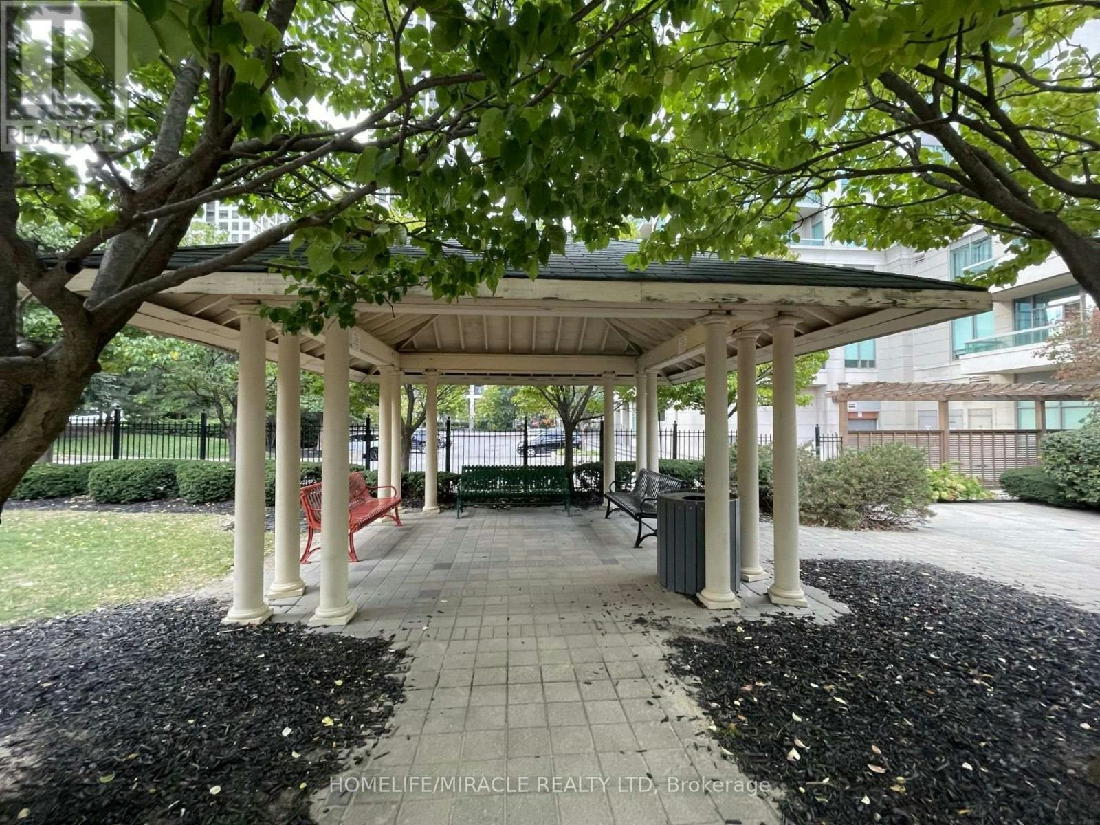 2108-3504 Hurontario Street, Mississauga, ON, L5B 0B9 - 31
