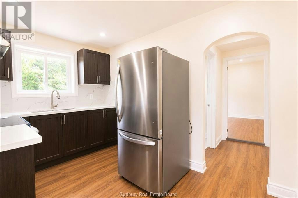 582 Ash Street, Greater Sudbury, ON, P3C 2A6 5