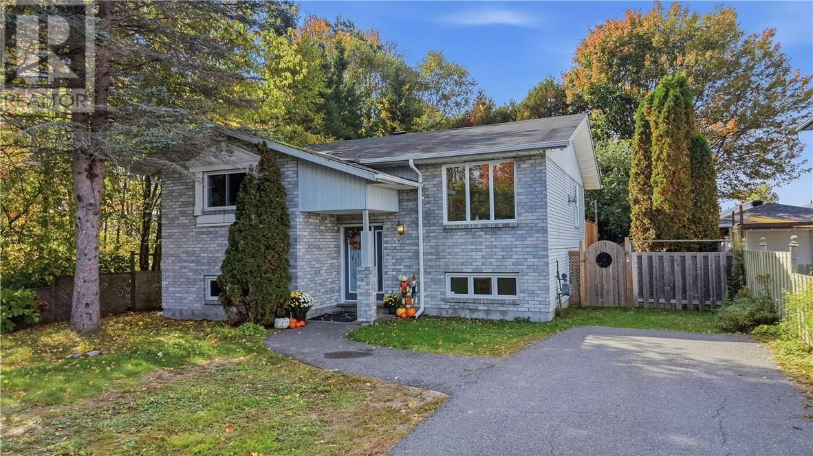 439 Levesque Street, West Nipissing, ON, P2B 3E4