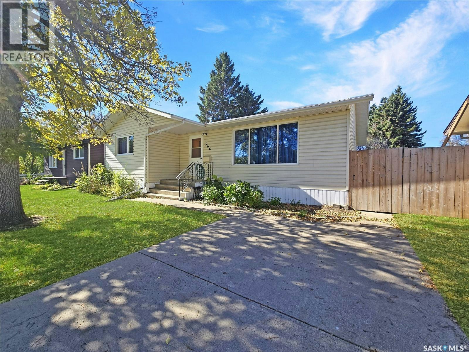 366 Hudson Avenue, Qu'appelle, SK, S0G 1S0